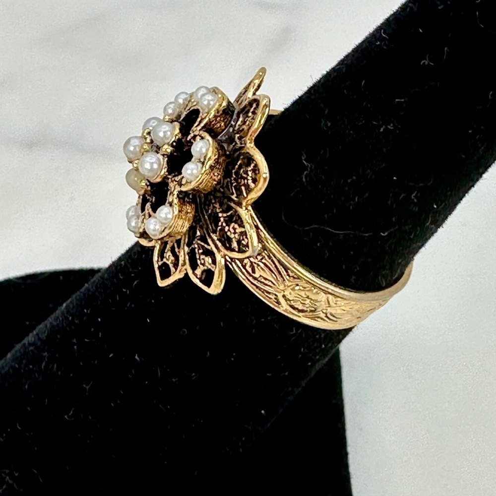 Vintage Cocktail Ring Victorian Revival Gold Tone Filigree Faux Pearl Adjustable - Picture 3 of 9
